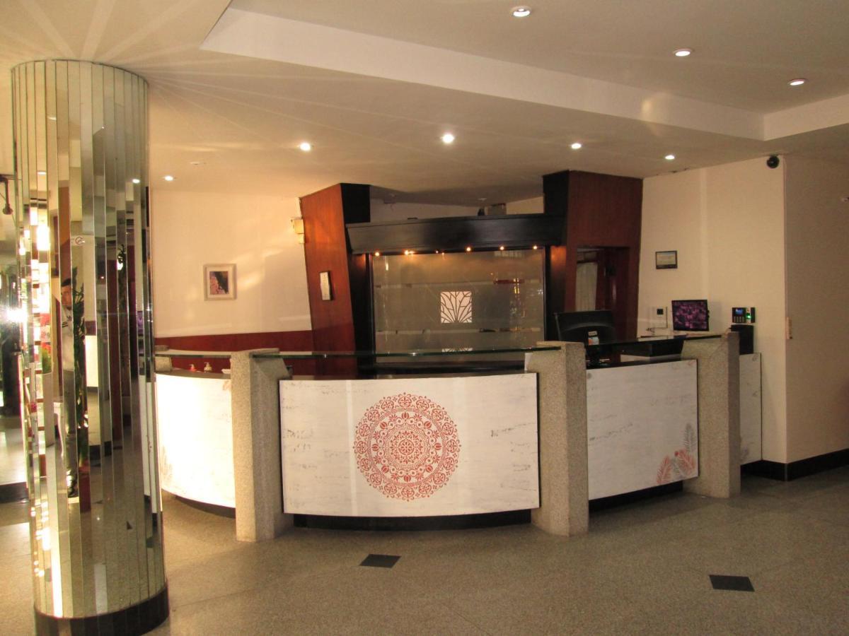 בואנוס איירס Hotel Luey מראה חיצוני תמונה